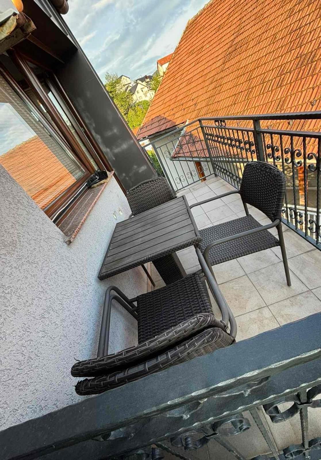 Nukic Apartment *